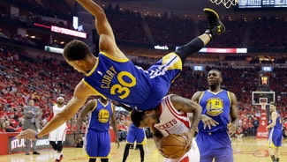 Next Story Image: Stephen Curry leaves Game 4 with head contusion